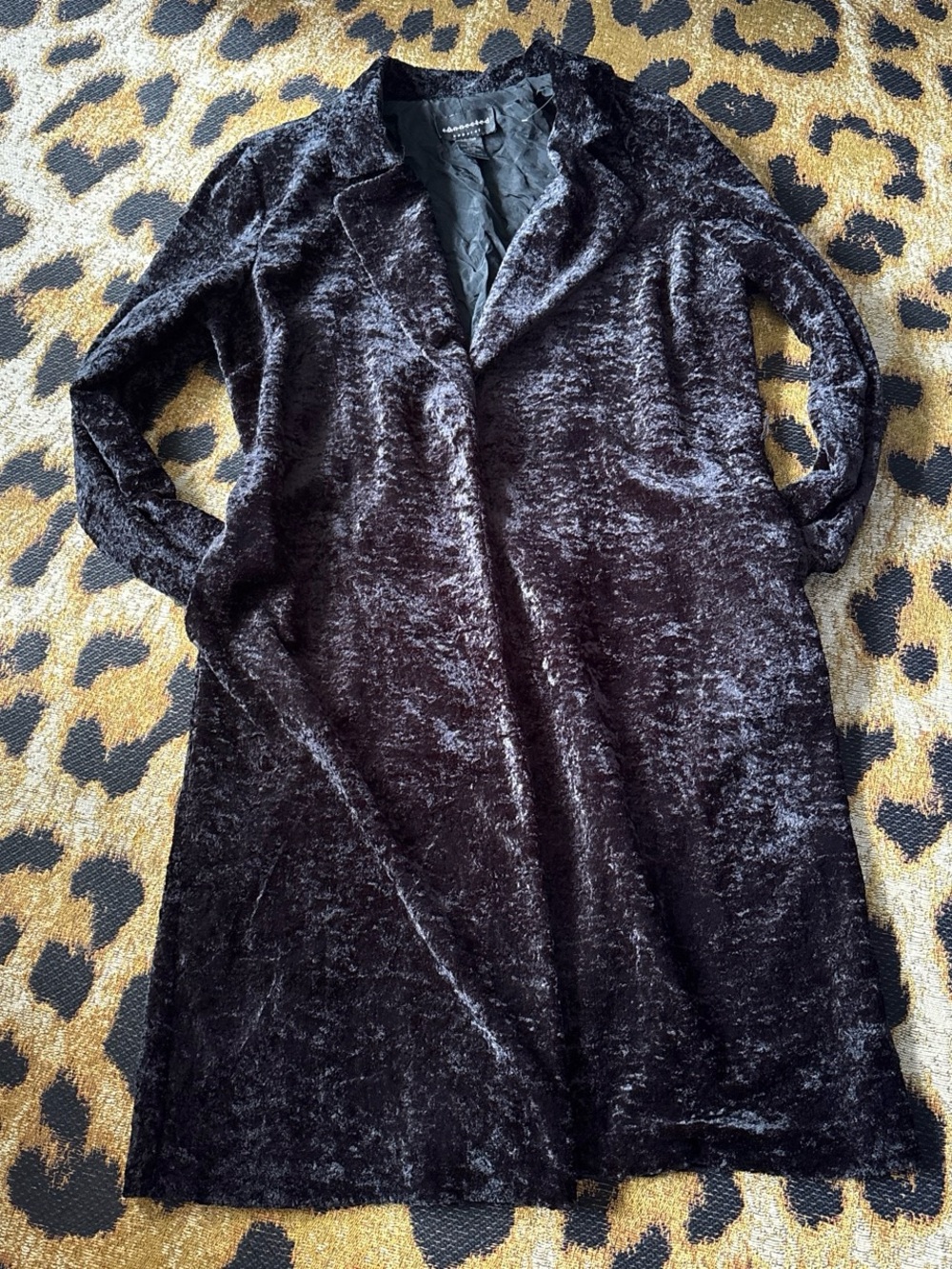 CONNECTED crush velvet jacket